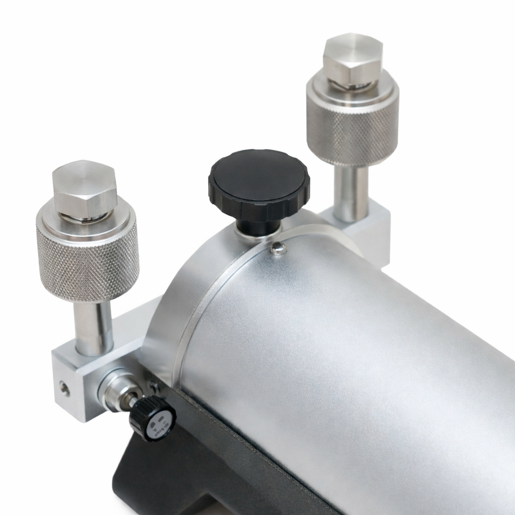 213C Pneumatic test pump close-up details