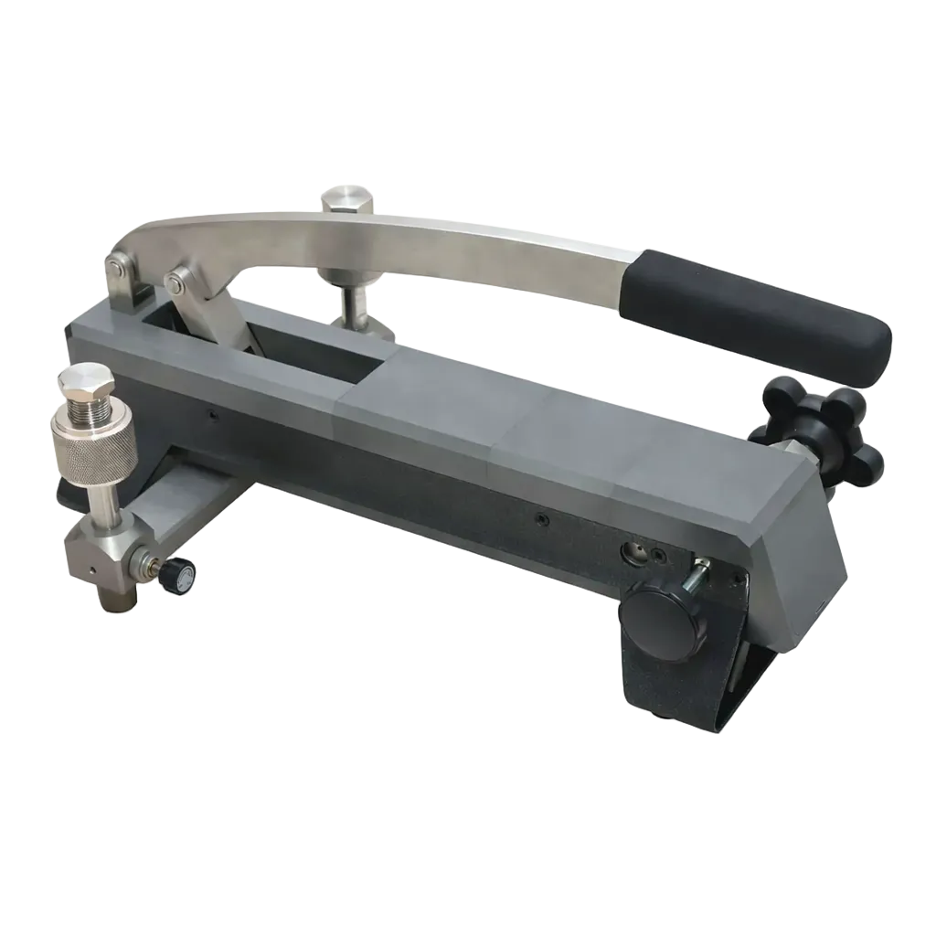 213E0 Medium Pressure Calibration Pump